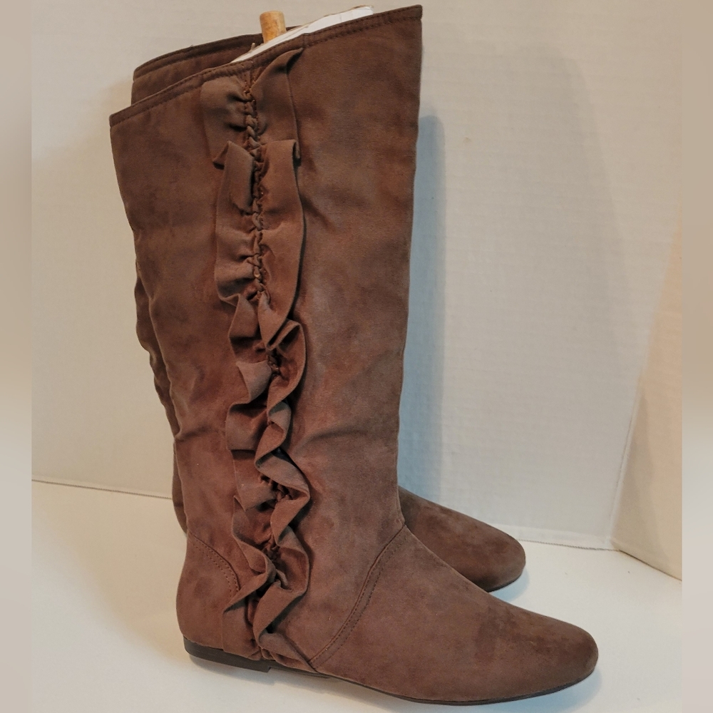 knee high  boots